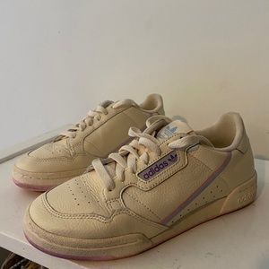 Adidas Continental